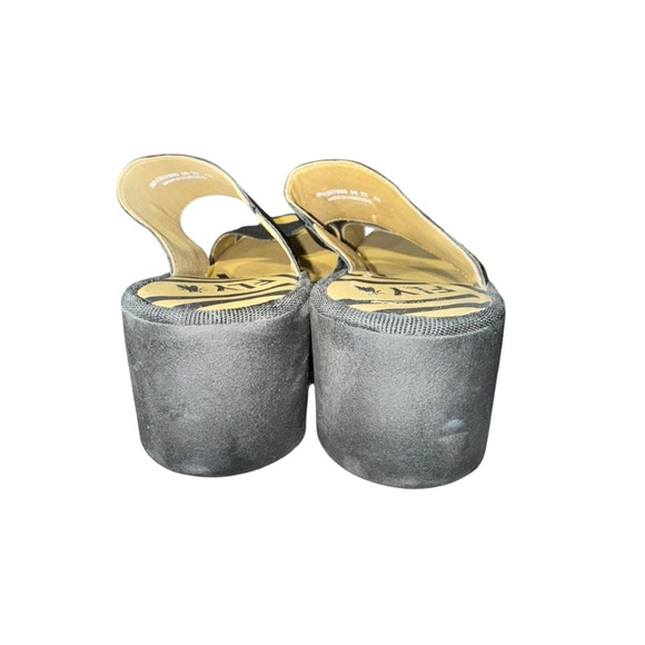 Fly London Black Leather Slide Sandals • Comfortable Wedge Sole Size 40 US 9-9.5 - Picture 3 of 13